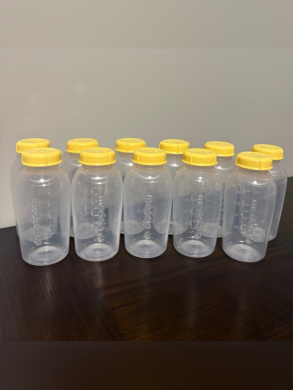 Medela 8oz /250ml Collection Bottles - Set of 11